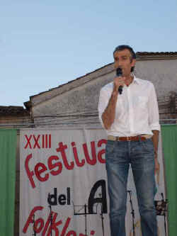 Festival de ajo 2010 (33).jpg (37991 bytes)